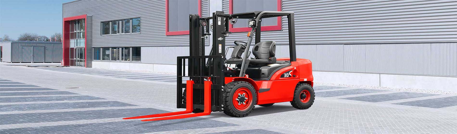 Forklift hire Benfleet unloading pallets from a commercial truck